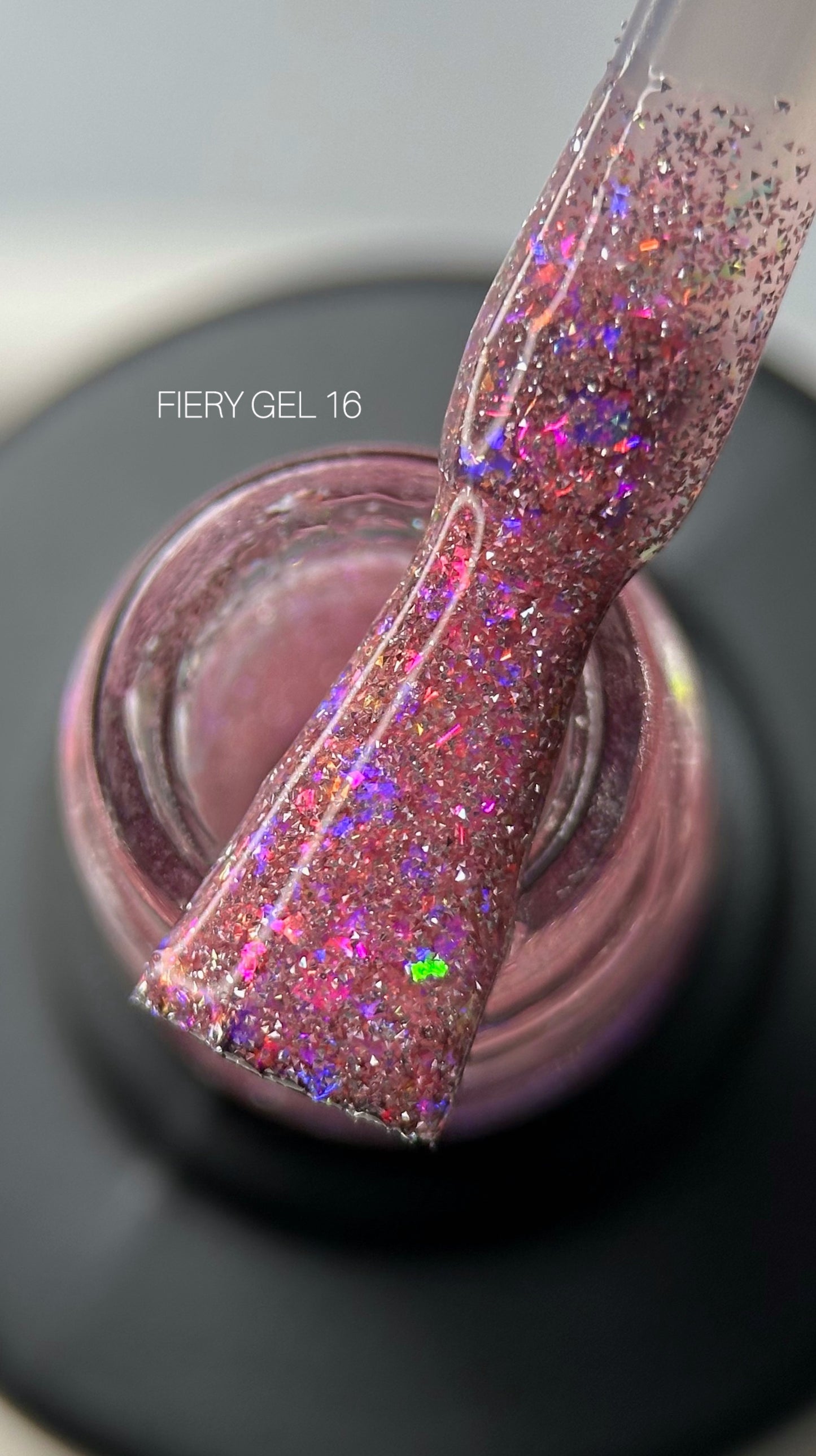 Гель-лак Saga Professional Fiery №16 (9мл)