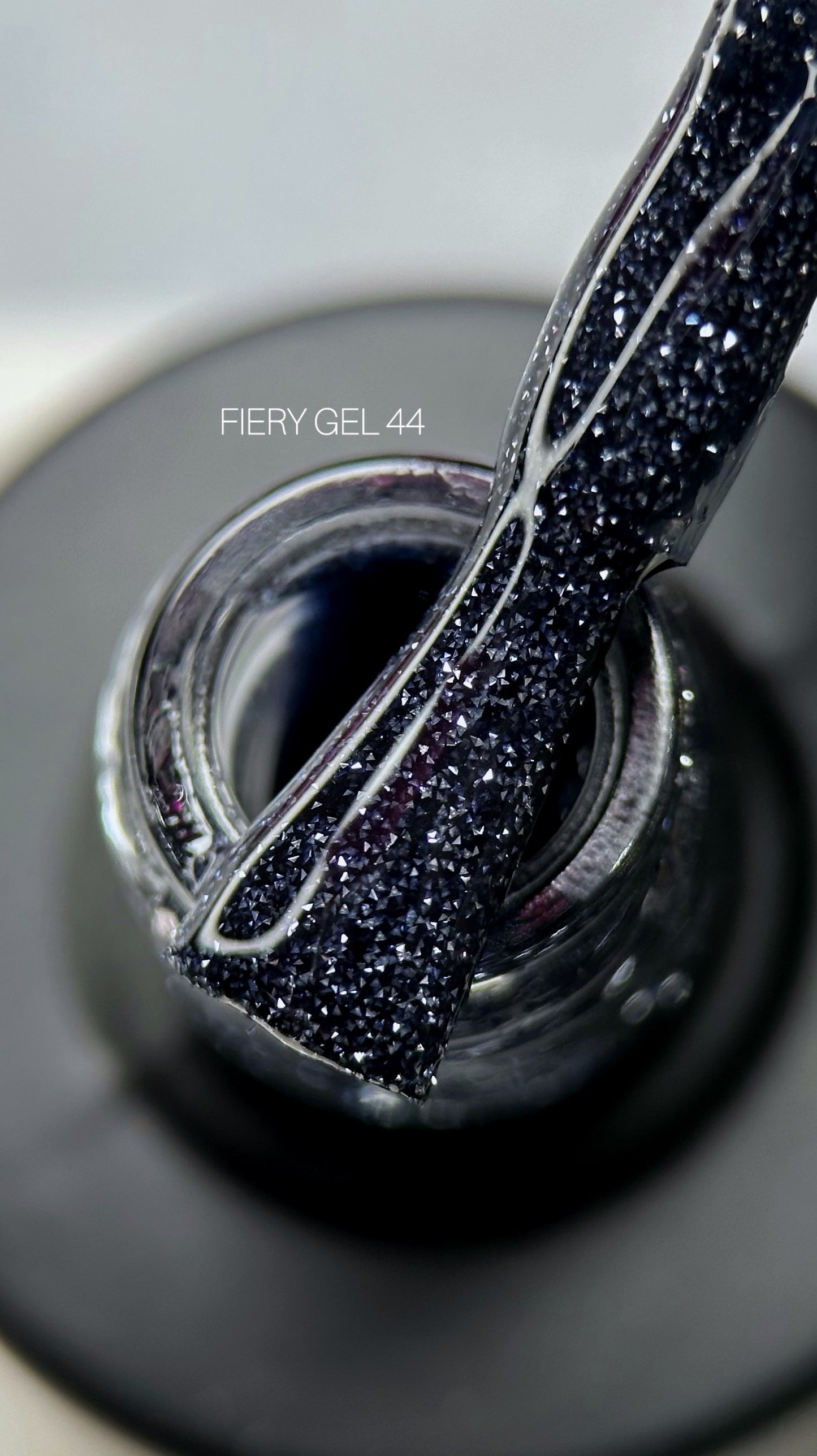 Гель-лак Saga Professional Fiery №44 (9мл)