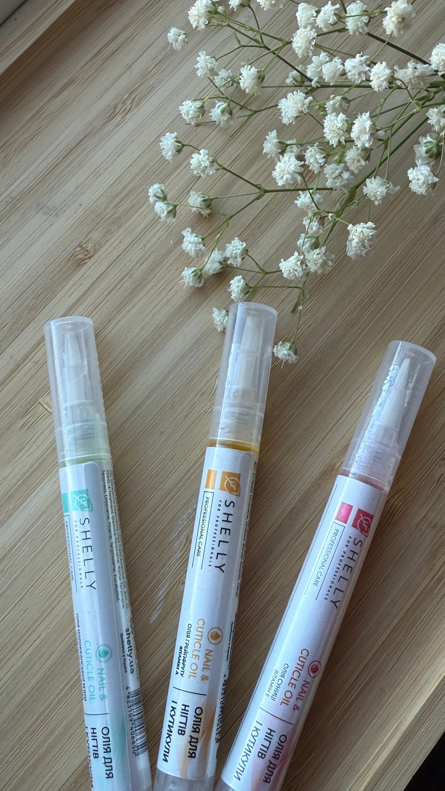 NAIL AND CUTICLE OIL WITH MOROCCAN MINT EXTRACT AND TEA TREE OIL SHELLY 3 ML