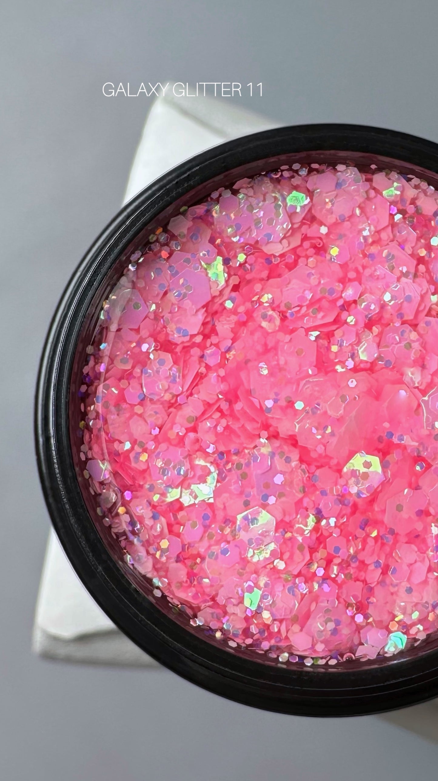 Saga Professional Galaxy Glitter No11 (5 мл)