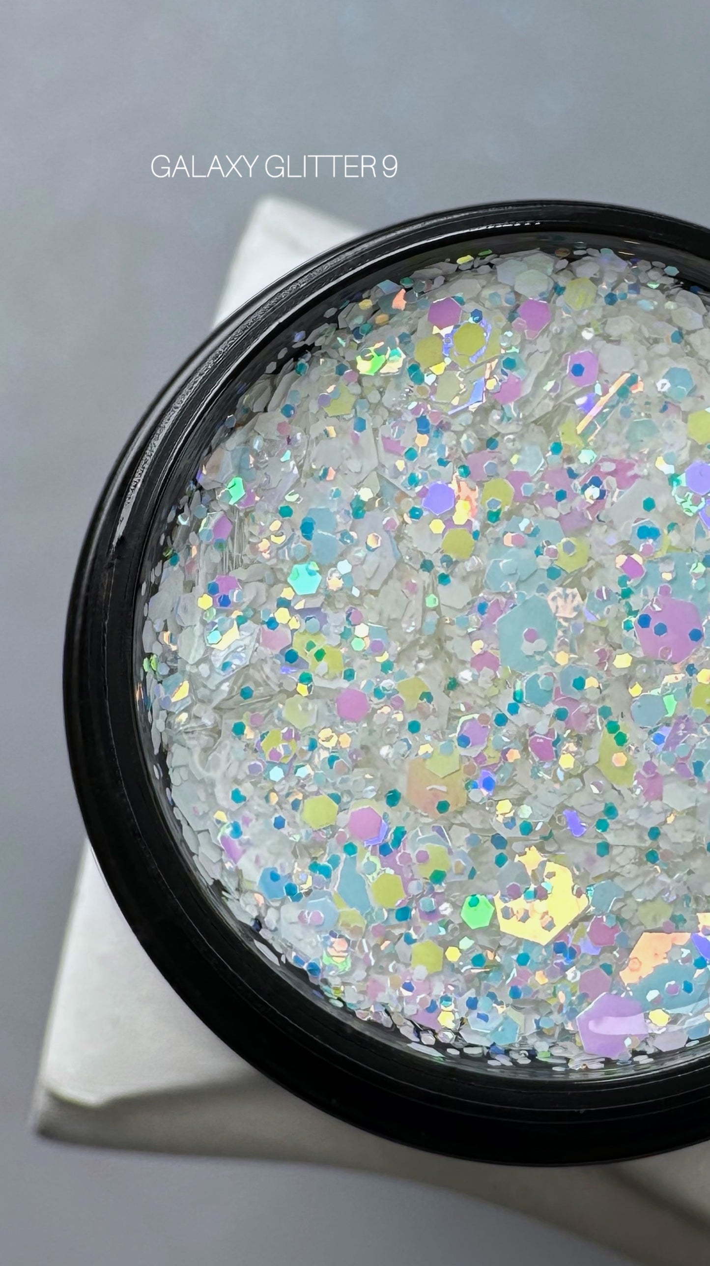 Saga Professional Galaxy Glitter No9 (5 мл)