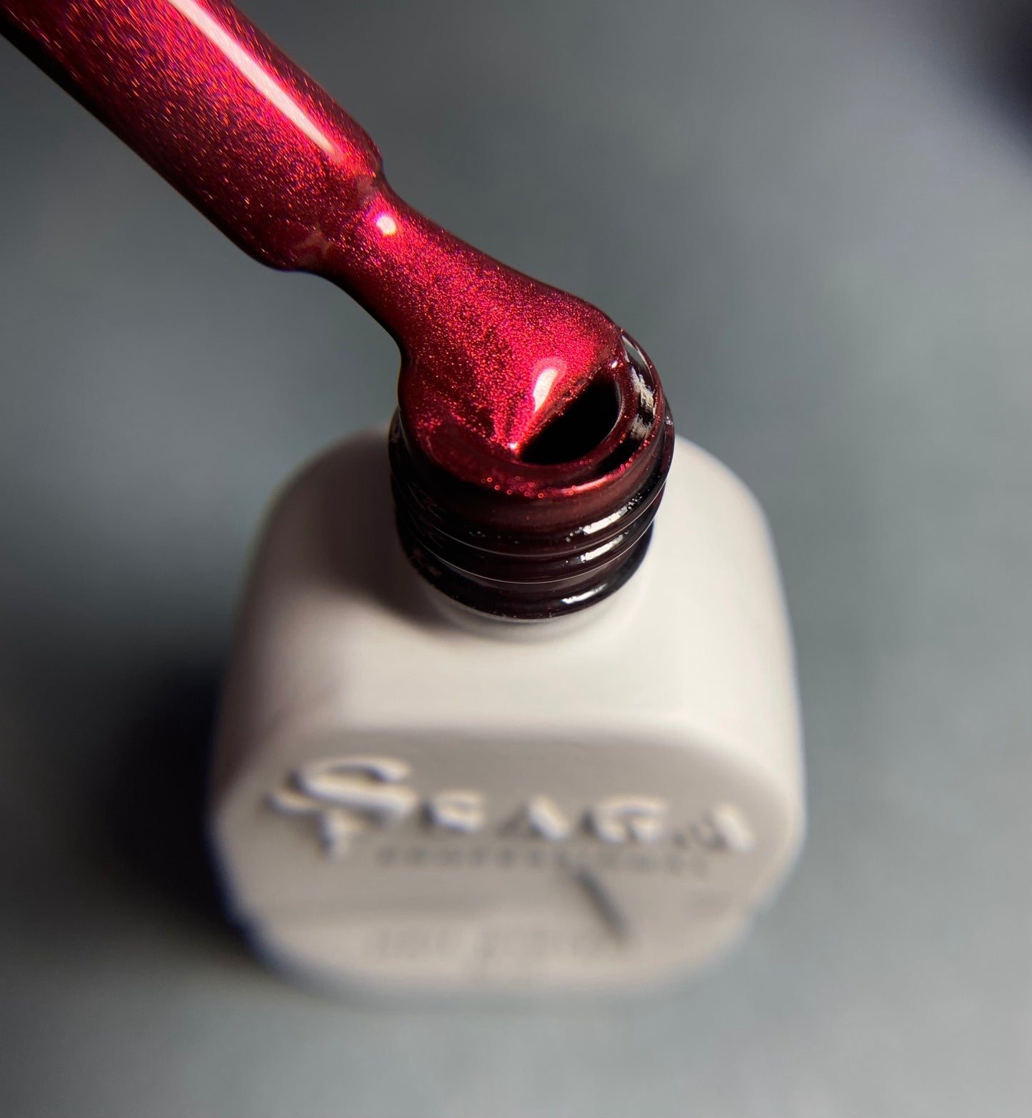 Гель-лак для нігтів Saga Love Red №01, 10 мл