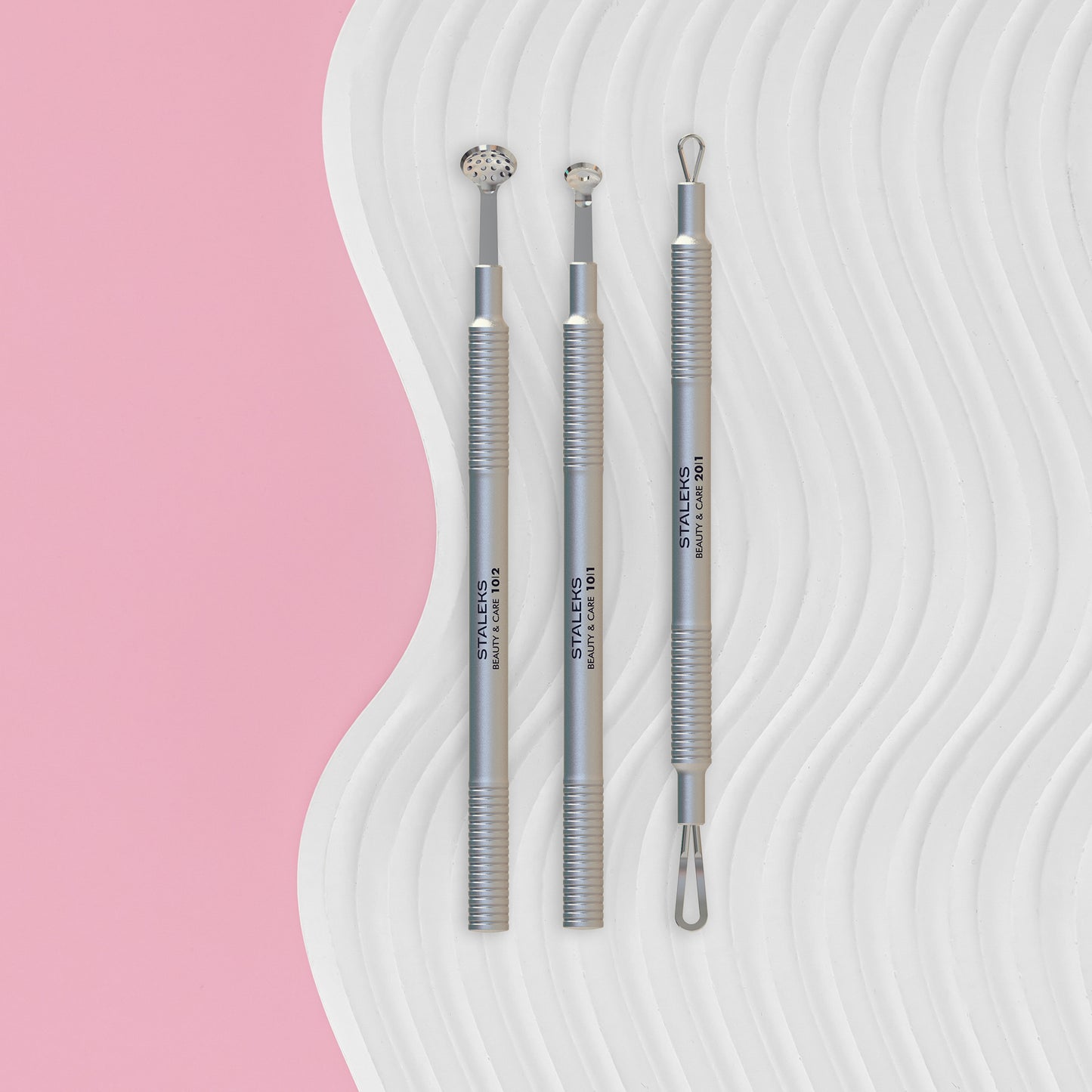 Staleks Pro Beauty & Care Comedone Extractor with Spoon (19 Holes)