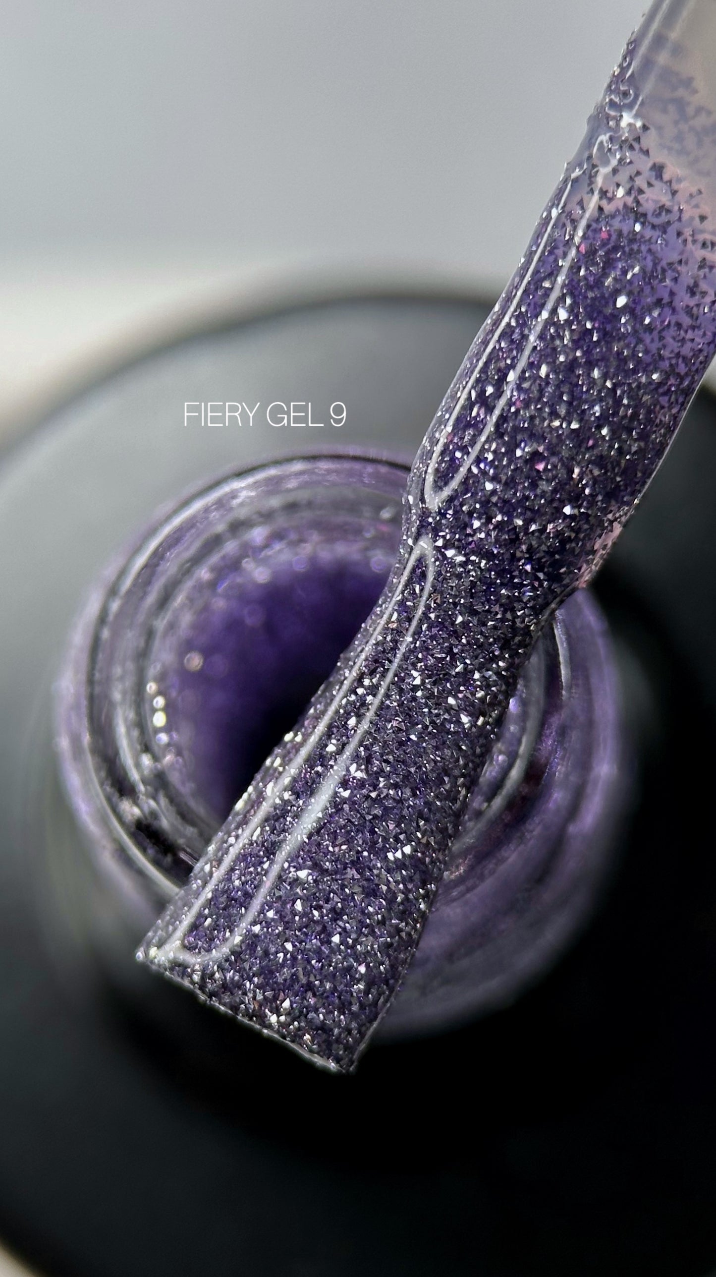 Гель-лак Saga Professional Fiery №9 (9мл)