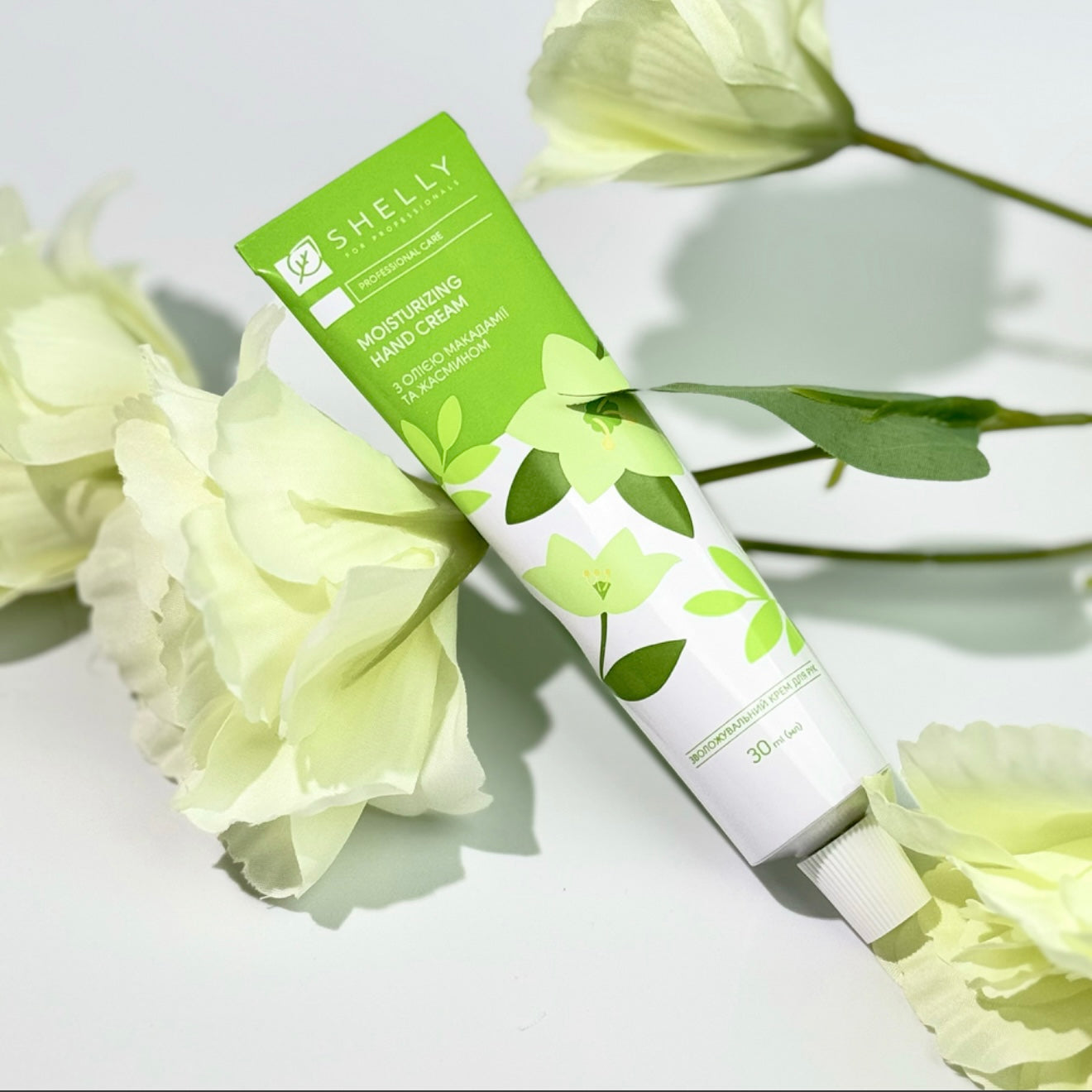 MOISTURIZING HAND CREAM WITH MACADAMIA OIL AND JASMINE SPRING TOUCH SHELLY 30 ML
