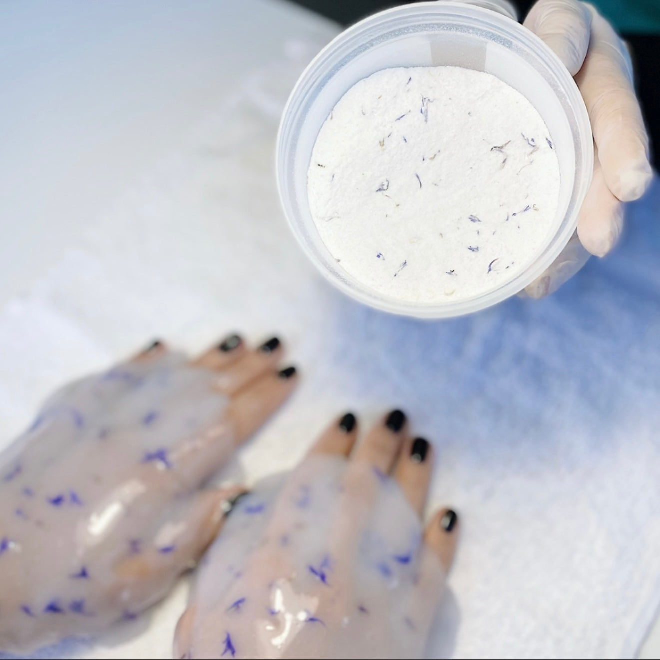 HYDROGEL HAND MASK WITH CORNWALL PETALS SHELLY 200 G 