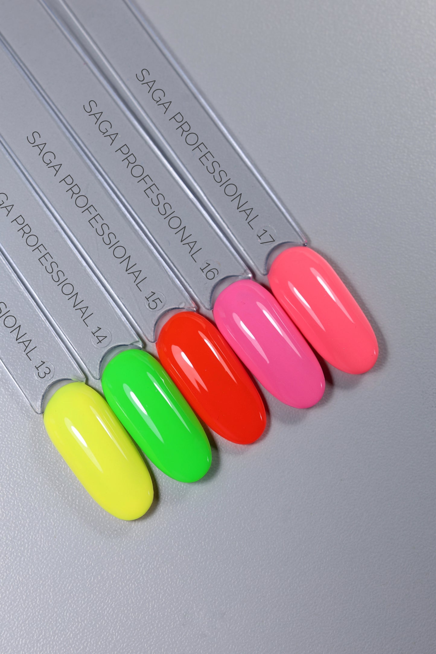 Gel polish Colorist Saga 10 ml, #13-17