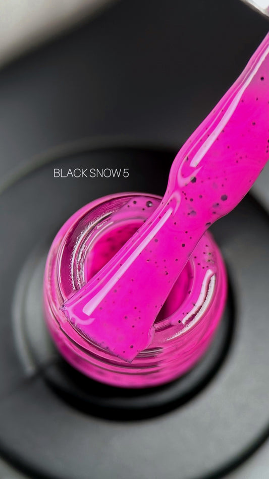 Гель-лак SAGA Black Snow №05, 9 мл